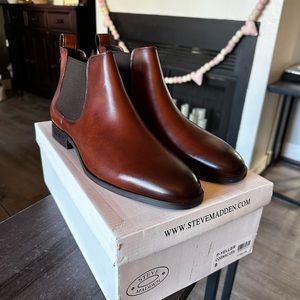Brand New Steve Madden Chelsea Men’s Boot Size 9
